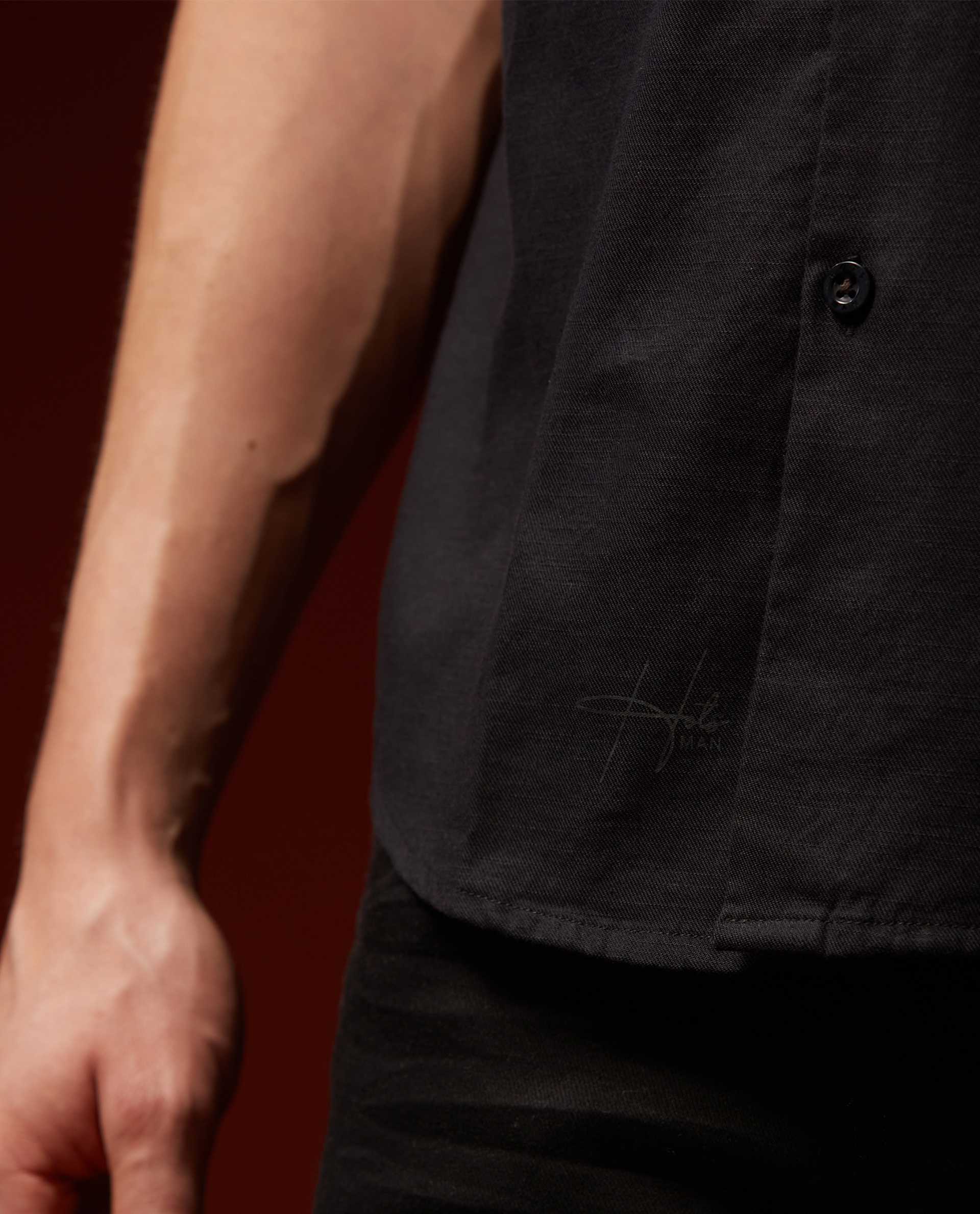 SAGA - BLACK - EMBROIDERED SHIRT