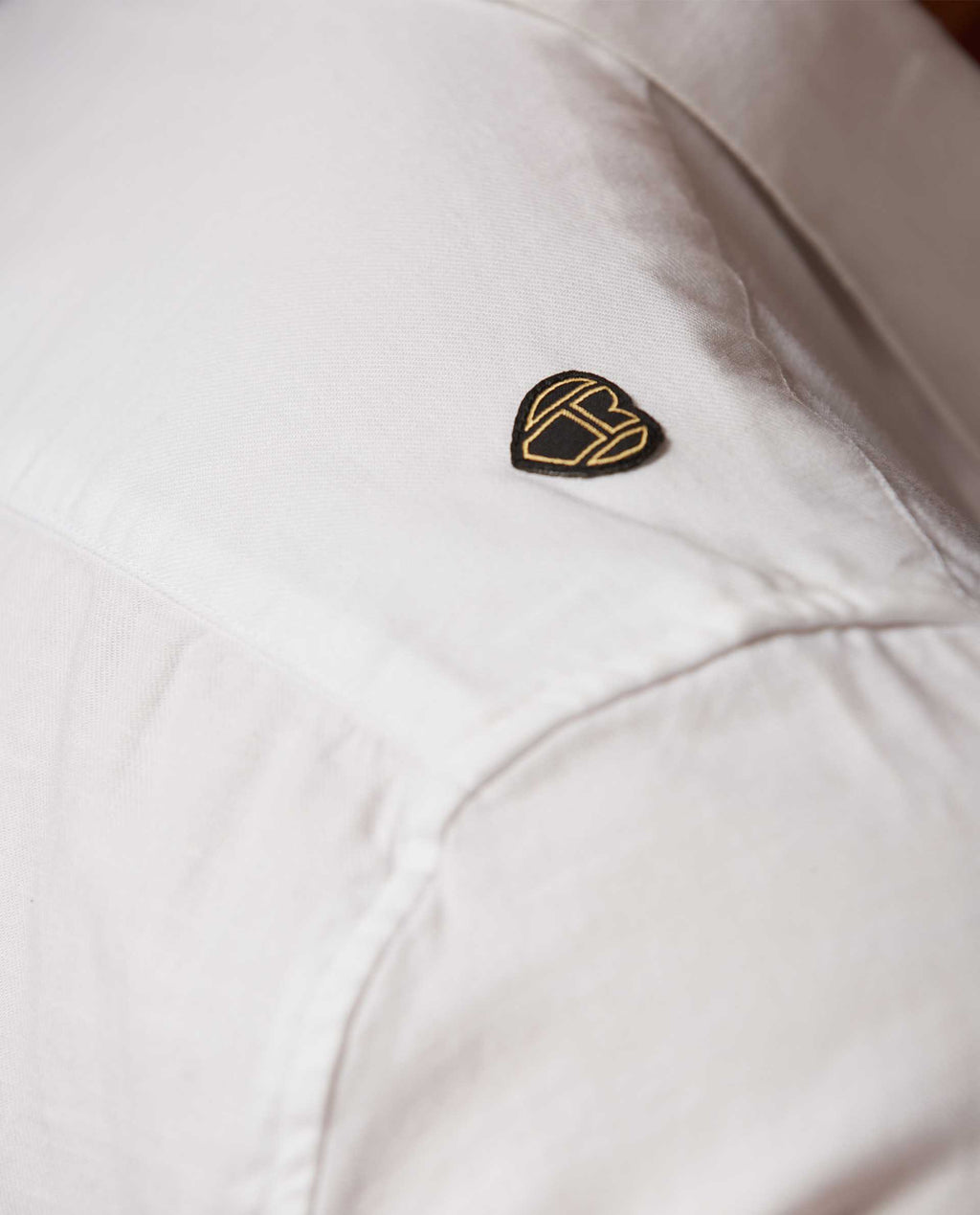SAGA - WHITE - EMBROIDERED SHIRT
