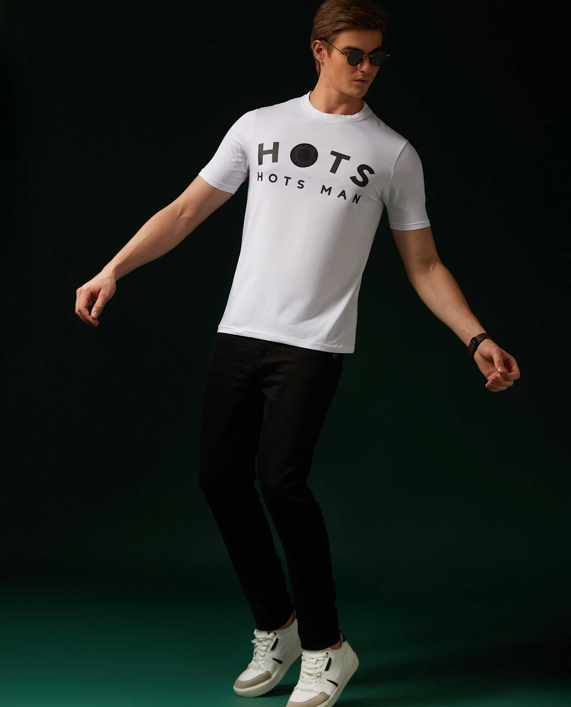 VICTOR - WHITE - GRAPHIC PRINT T-SHIRT