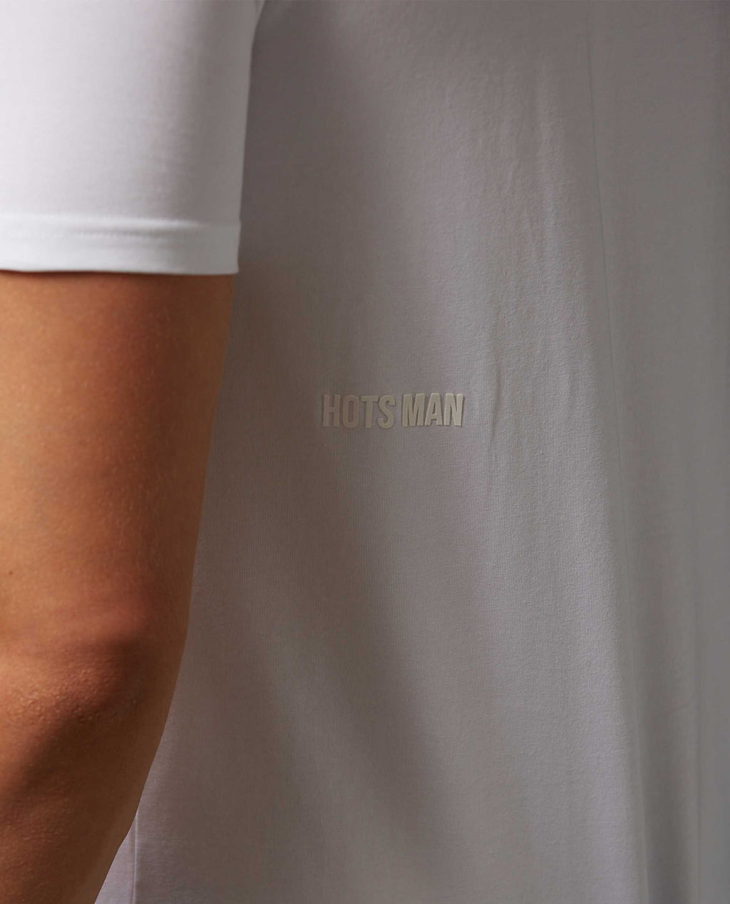 VICTOR - WHITE - GRAPHIC PRINT T-SHIRT