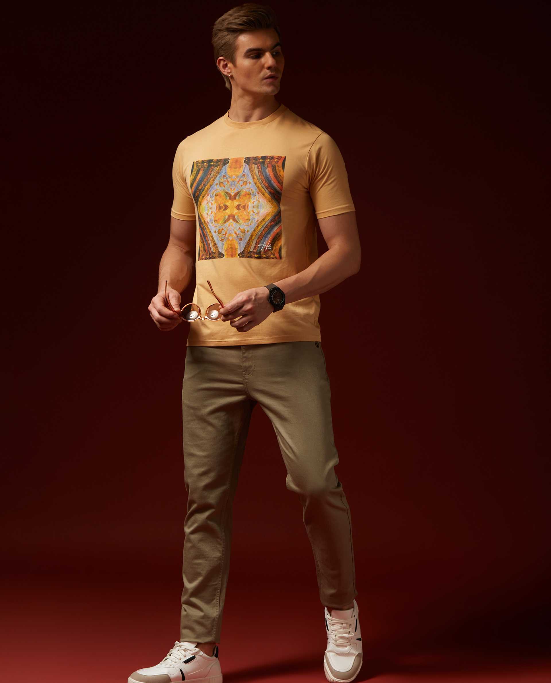 VINTAGE - PEACH - GRAPHIC PRINT T-SHIRT